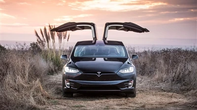 Η Tesla ανακαλεί οχήματα 870 Model X λόγω πιθανής αποσύνδεσης της επένδυσης
